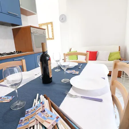 Rosettas House In Vakantiehuis Otranto
